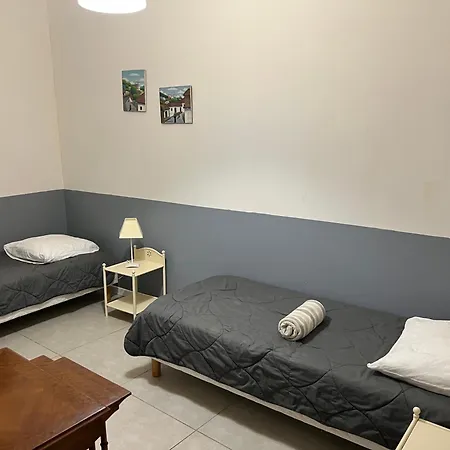 Typique Dans Le Centre Historique 47m2 Apartamento