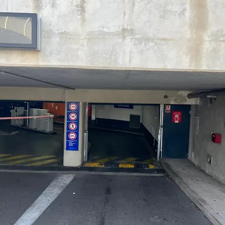Typique Dans Le Centre Historique 47m2 Λα Σιοτά